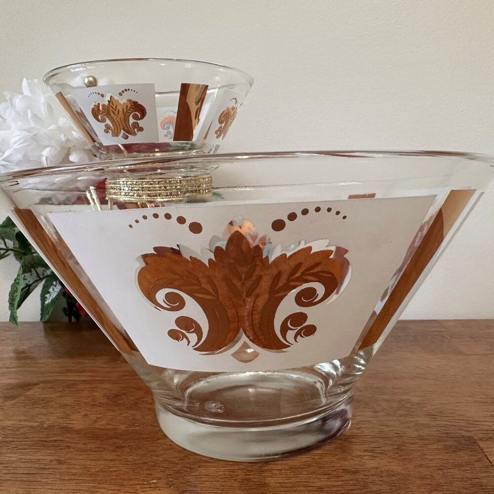 Vintage Hazel-Atlas Chip and Dip Set Gold Fleur-de-Lis Mid Century Glass Enterta
